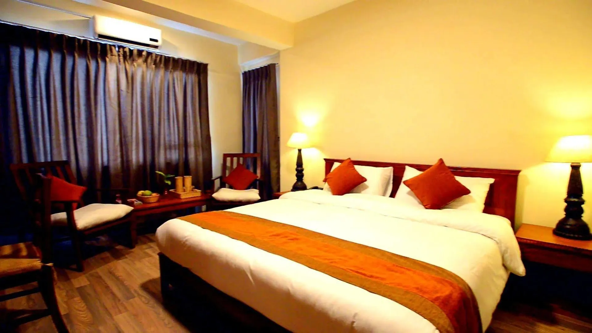 Golden Temple Inn Kathmandu 3*,